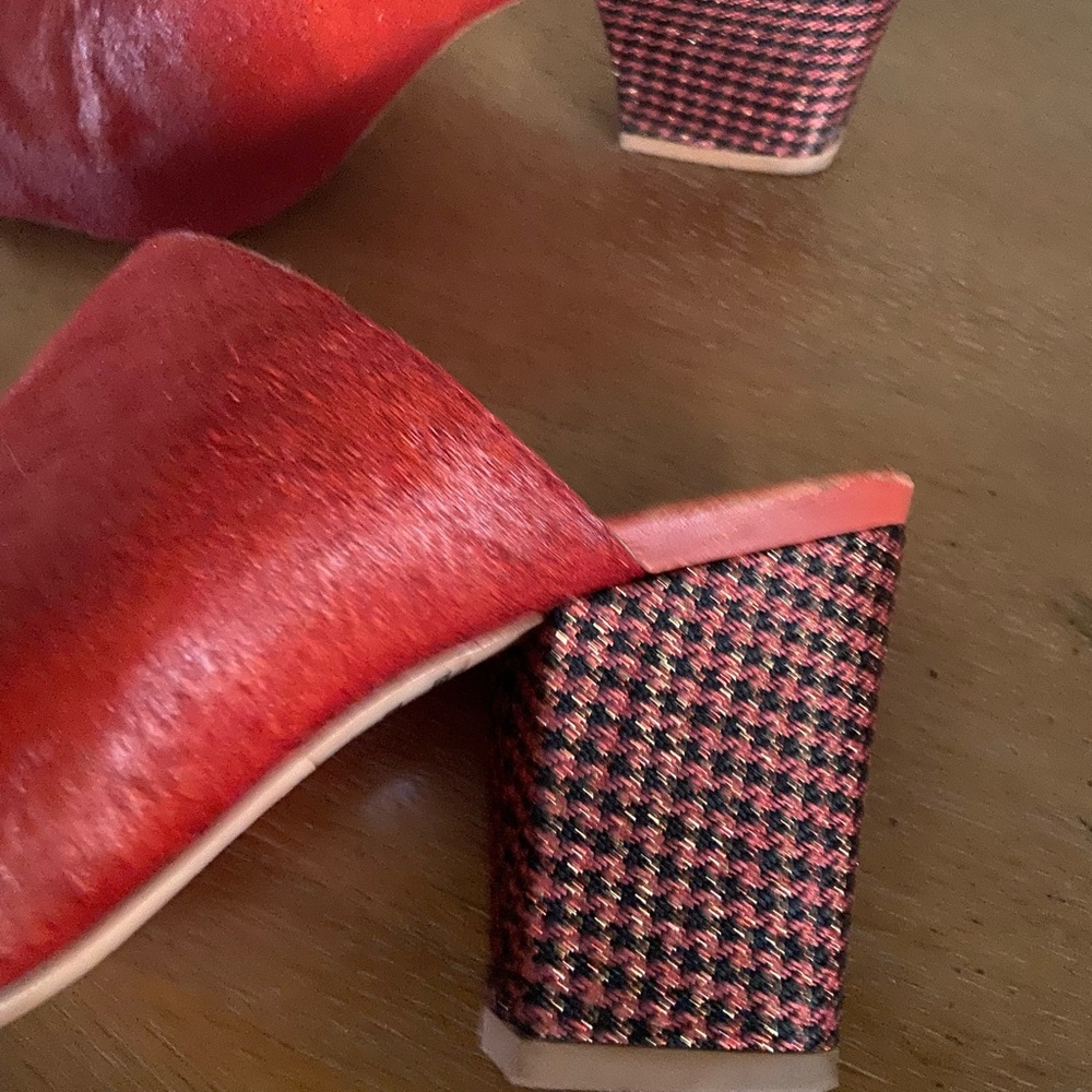 Slide Sandal - Picture 2 of 3